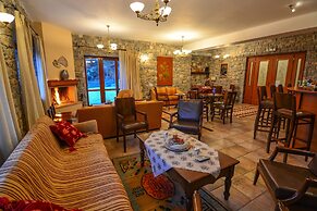 Karyatis Resort