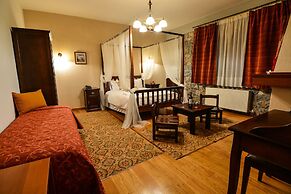 Karyatis Resort