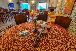 Karyatis Resort