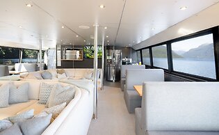 Fiordland Discovery