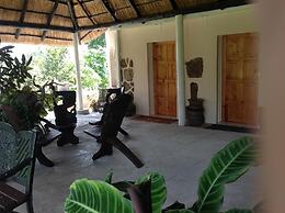 Lynn's Guest House