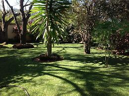 Lynn's Guest House