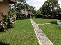 Lynn's Guest House