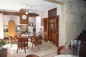 Tegal Panggung Inn