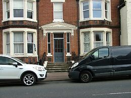 Stratford Apartment