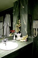 Massabki Hotel