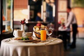 Massabki Hotel