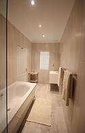 BlueSky Arniston Boutique Guesthouse
