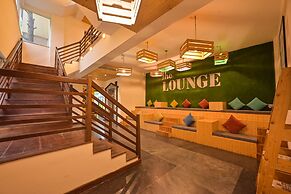 Jungle Lodge Resort