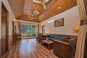 Jungle Lodge Resort