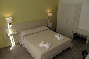 Della Torre Rooms