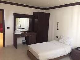Royal Garden Hotel