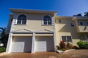 Steel Love Villa