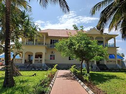 Pwani Silver Sand Beach Hotel