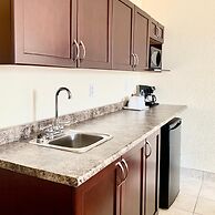 Prairie Moon Inn & Suites Unity