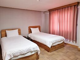 Hotel G