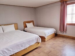 Hotel G