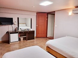 Hotel G