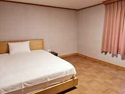 Hotel G