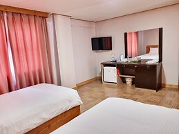 Hotel G