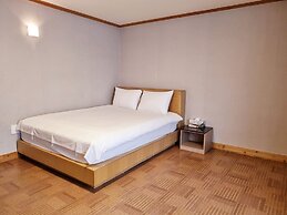 Hotel G