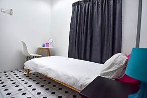 G Traveler Accommodation - Hostel