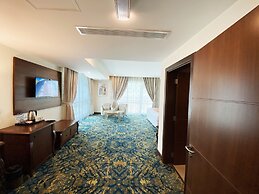 Surgrand Hotel