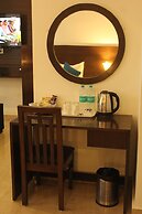 Hotel Holiday Hill