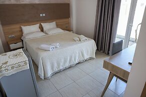 Marie Hotel