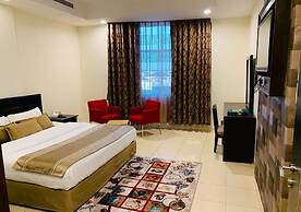 Mira Suites AlBasateen