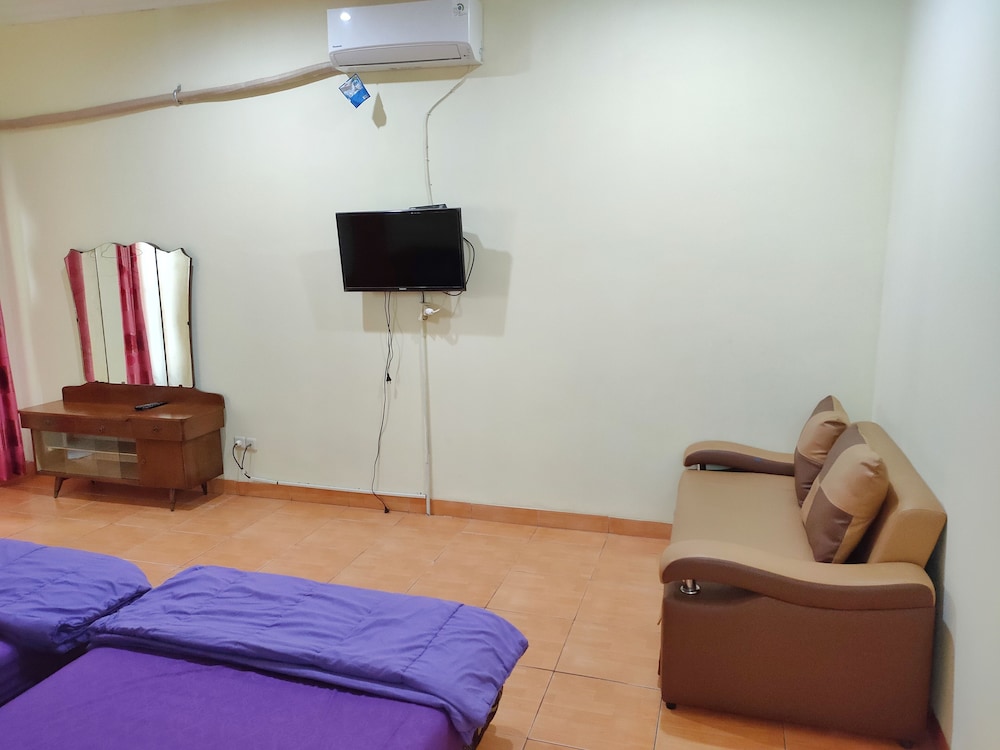 Radio Backpacker Guesthouse