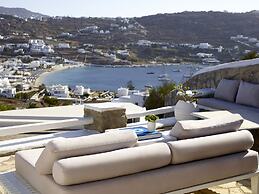 Kallos of Mykonos