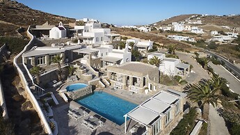 Kallos of Mykonos