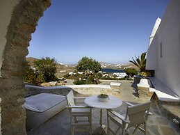 Kallos of Mykonos