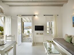 Kallos of Mykonos