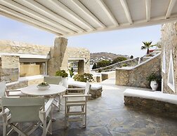 Kallos of Mykonos