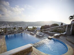 Kallos of Mykonos