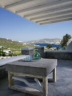 Kallos of Mykonos