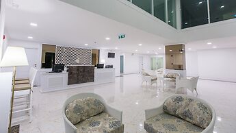 B2 Hua Hin Premier Hotel