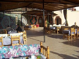 El Nakhil Hotel