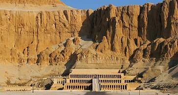 El Nakhil Hotel