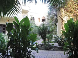 El Nakhil Hotel