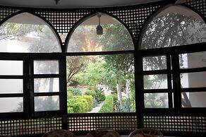 El Nakhil Hotel