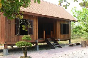 Dracaena Resort