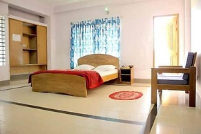 Albatross Resort