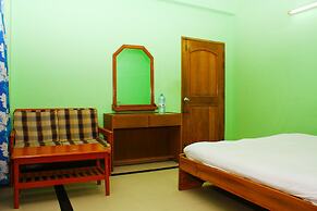 Albatross Resort