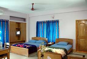 Albatross Resort