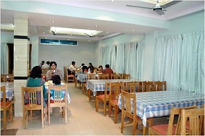 Albatross Resort