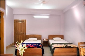 Albatross Resort