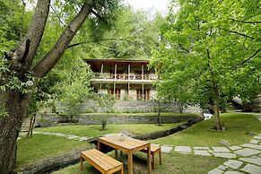 Zone Connect by the Park Manali